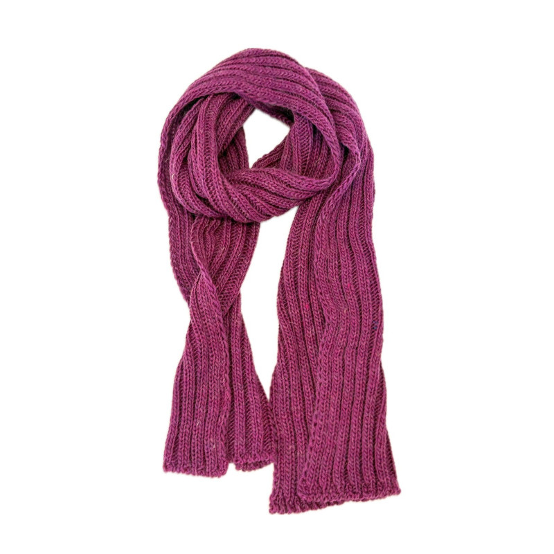 P&M Clothing a scarf