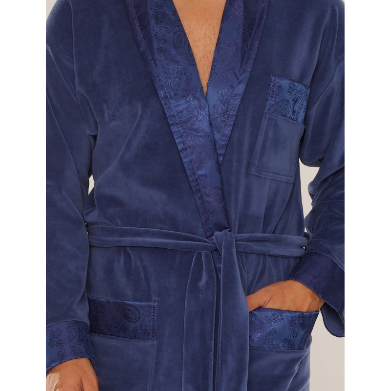 De Lafense bathrobe