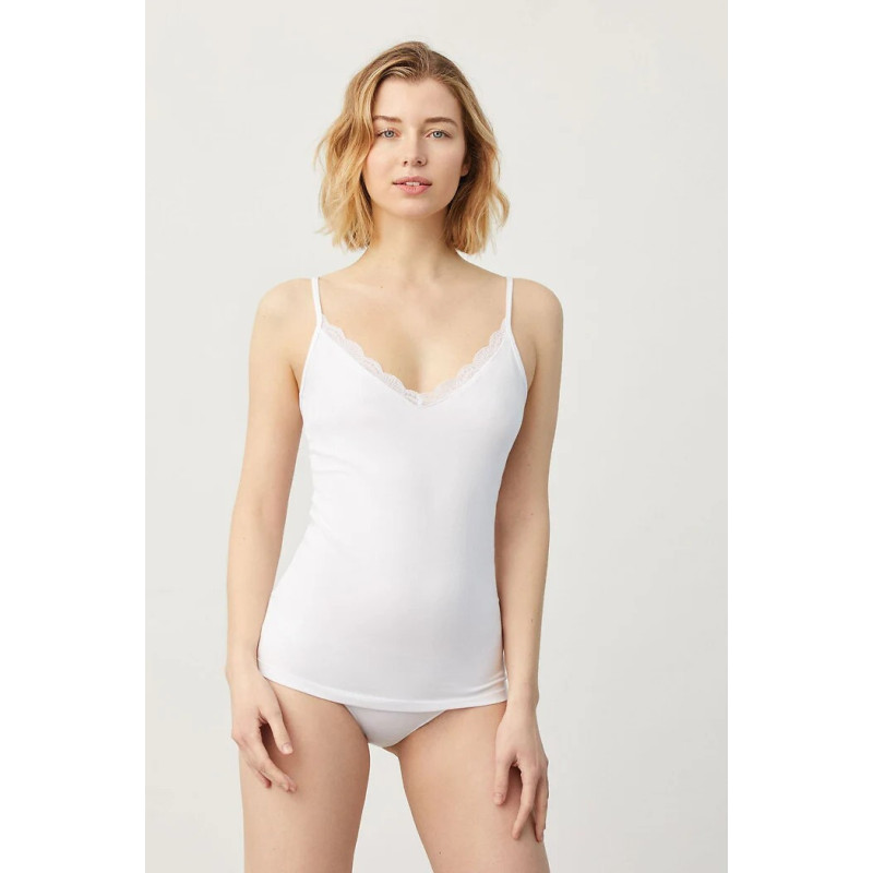 Ysabel Mora T-shirts