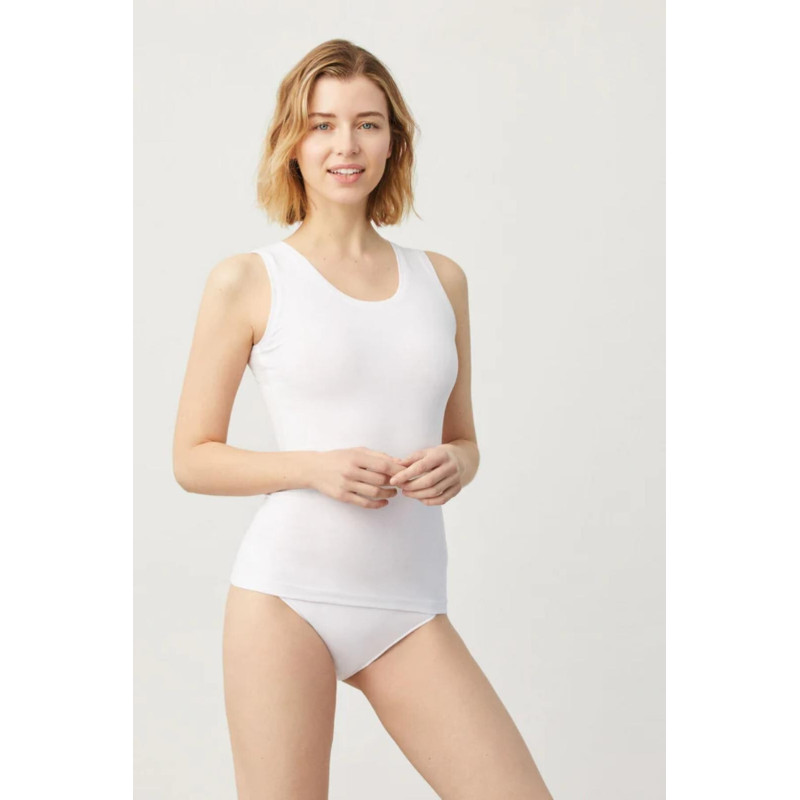 Ysabel Mora T-shirts