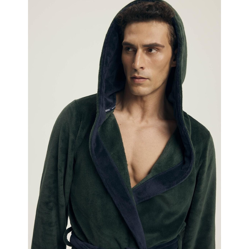 Henderson bathrobe