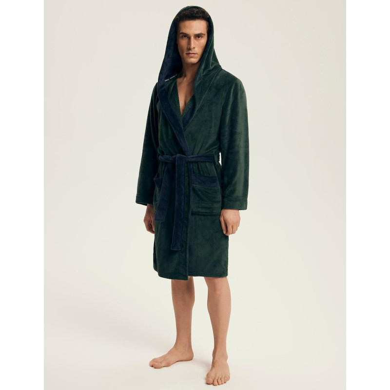 Henderson bathrobe
