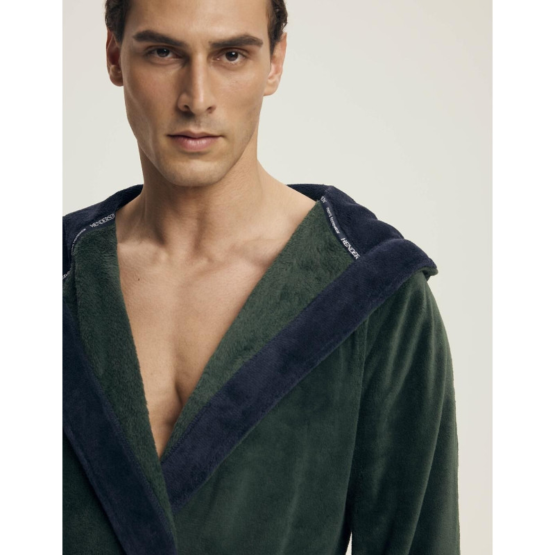 Henderson bathrobe