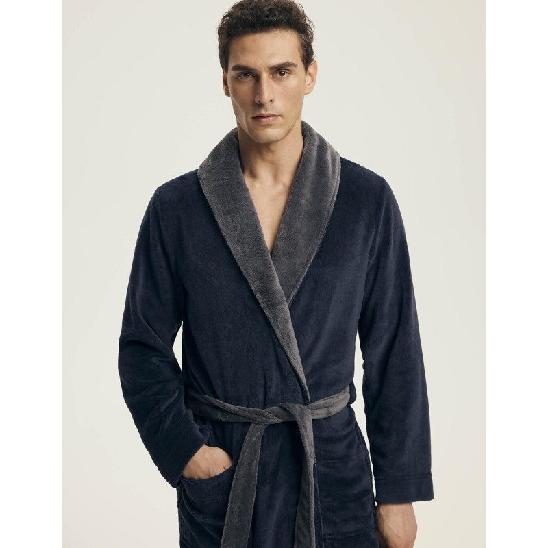 Henderson bathrobe